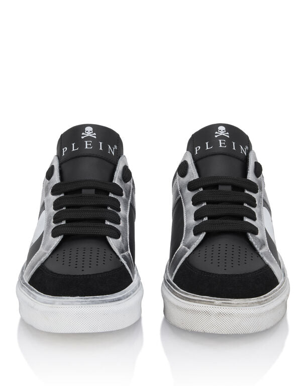Leather Low-Top Sneakers Retrokickz TM