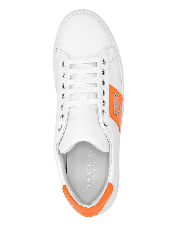Lo-Top Sneakers Triangle Plein