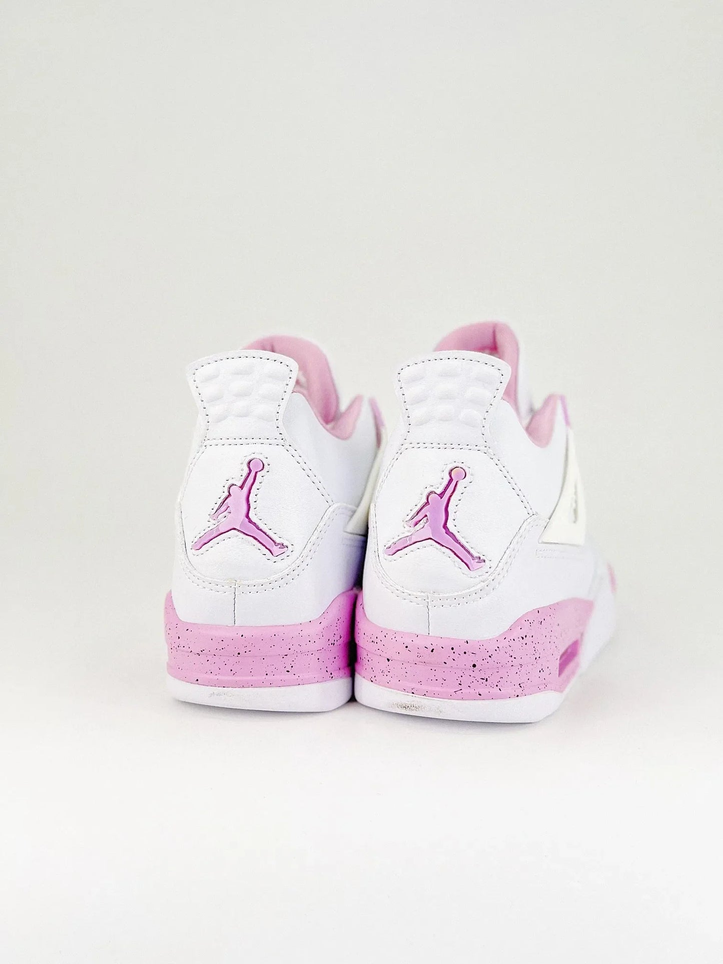 Air Jordan 4 Retro Rosa