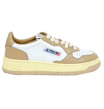 MEDALIST SNEAKERS
