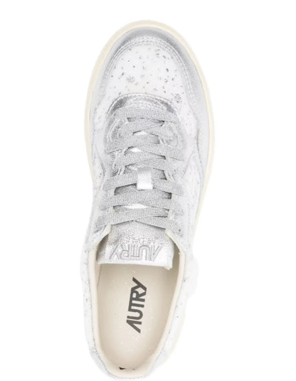 MEDALIST SNEAKERS