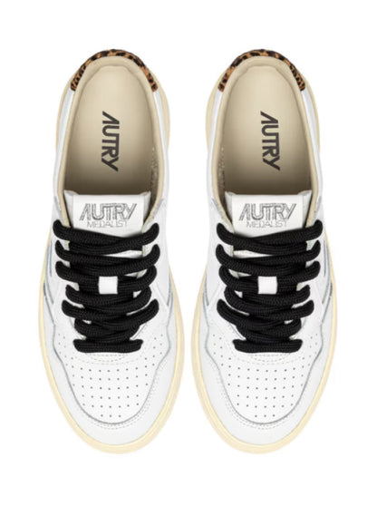 MEDALIST SNEAKERS