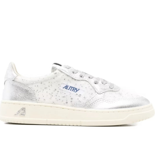 MEDALIST SNEAKERS