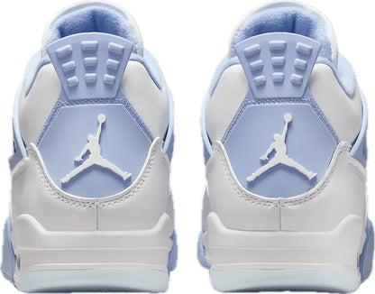 Scarpe da ginnastica bianche e celesti collezione Air Jordan 4