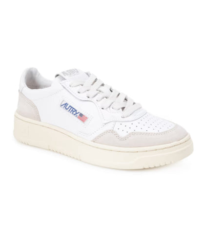 MEDALIST SNEAKERS