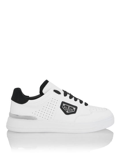 Low-Top Sneakers Triangle  DONNA