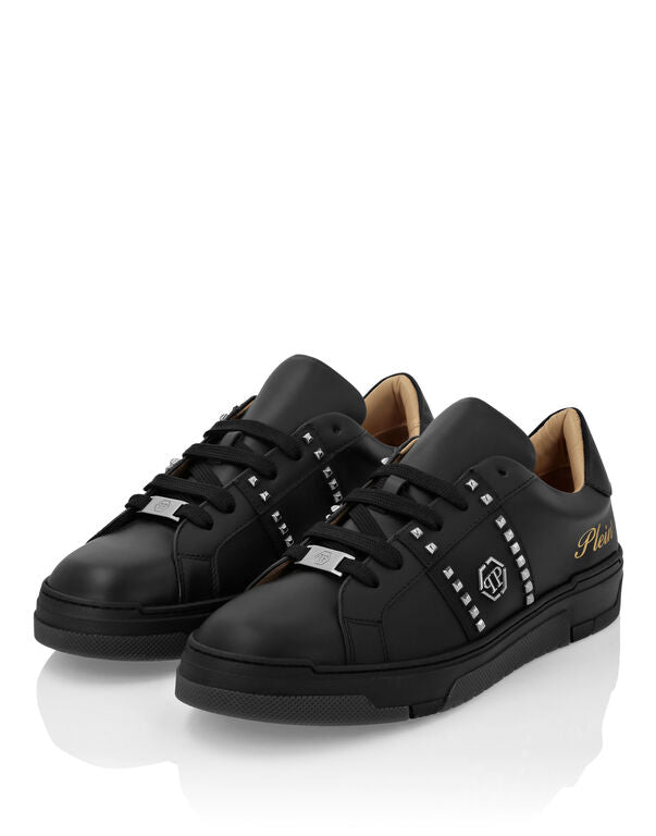 Low-Top Sneakers