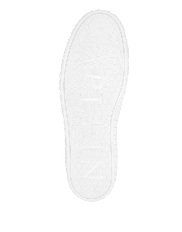 CRYSTAL NOTORIOUS LO-TOP with Crystals