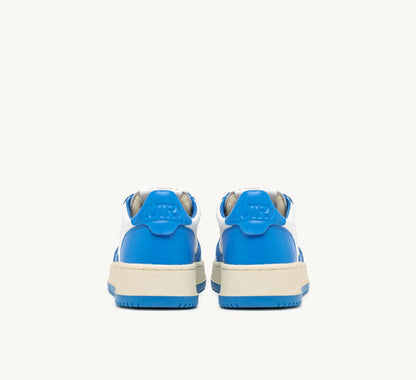 MEDALIST SNEAKERS